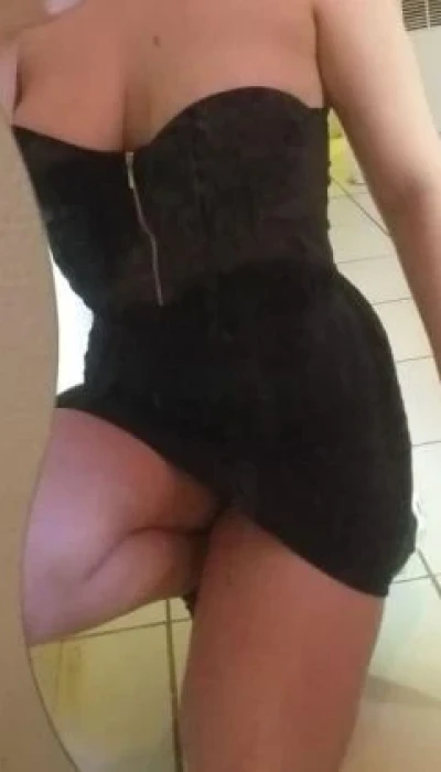Jolie brune