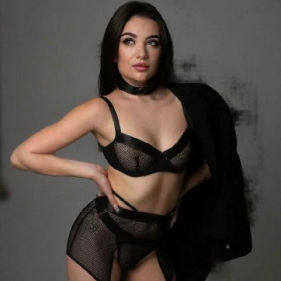 Vika Cannes