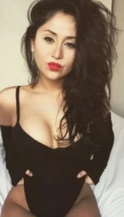 Brunette Sexy