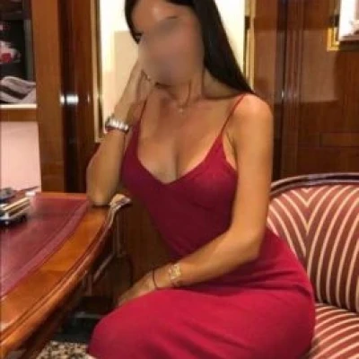 Elite escort Sarah