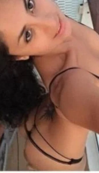 Brunette Sexy