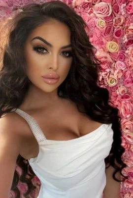 Teacola Rose