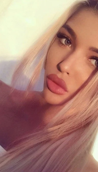 Nikolette Super Beauty