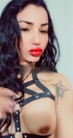 Fatima Fox