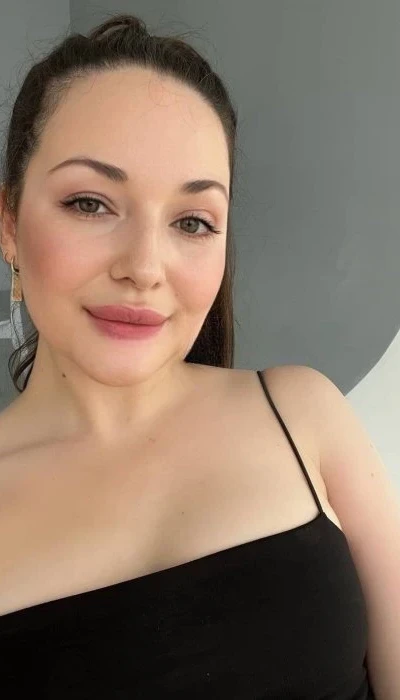 Mia