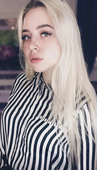 Silina Blondie