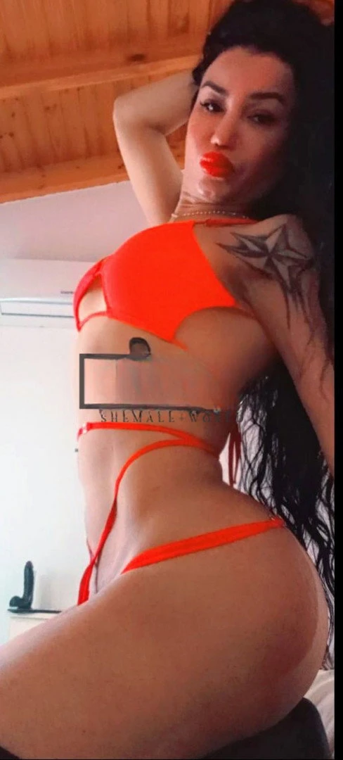 Fatima Fox