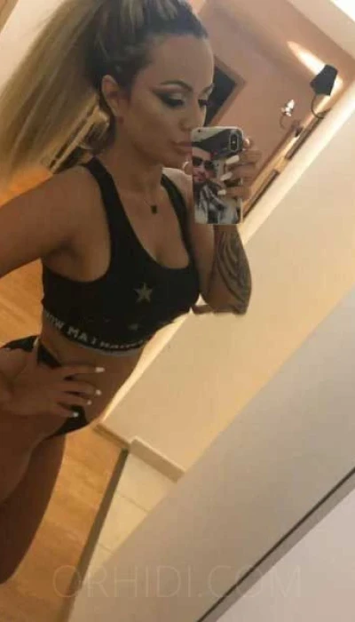 Andreea Hoot