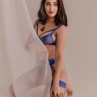Bella