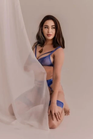 Bella