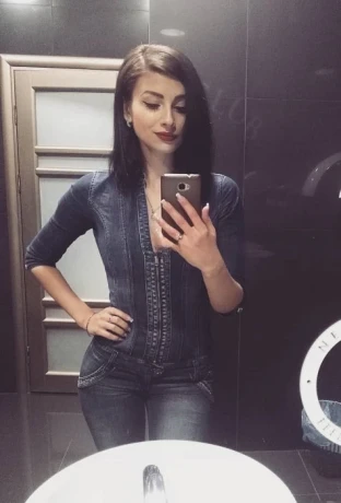 Lena Amatour