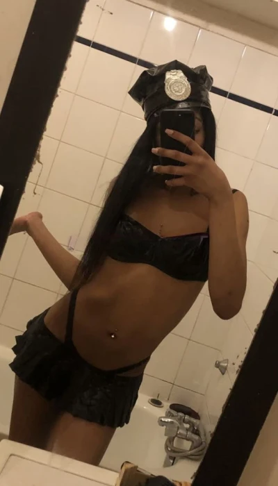 Amber Black