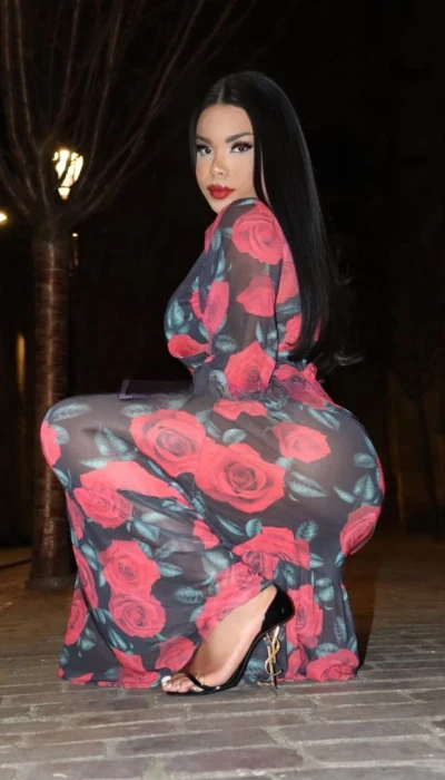 Manuela Kardashian