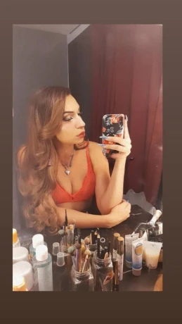 Victoria Rousse