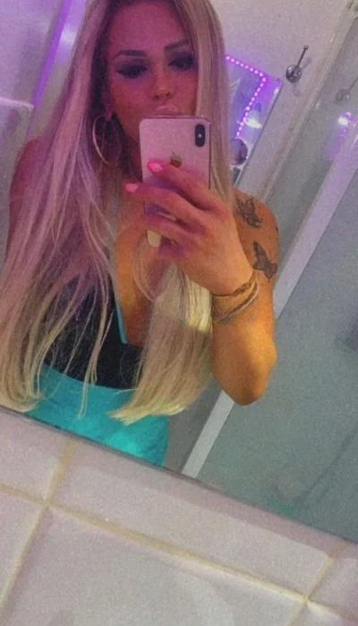 Samantha Barros