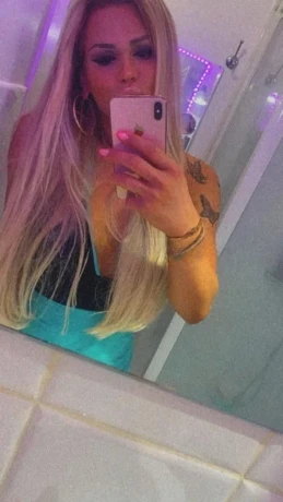 Samantha Barros