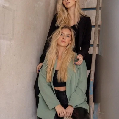 Trudy & Carmela "duo with girl"