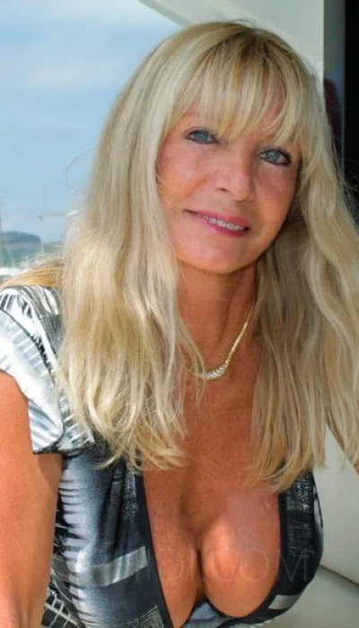 Sophie ex actrice x